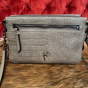 Great Condition!!! Simply Vera Wang Purse